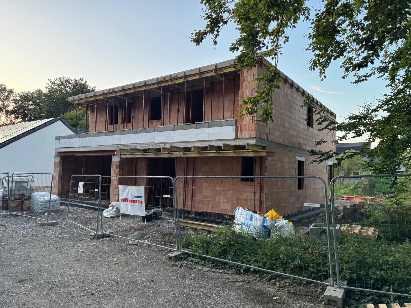 Chantier, façade avant